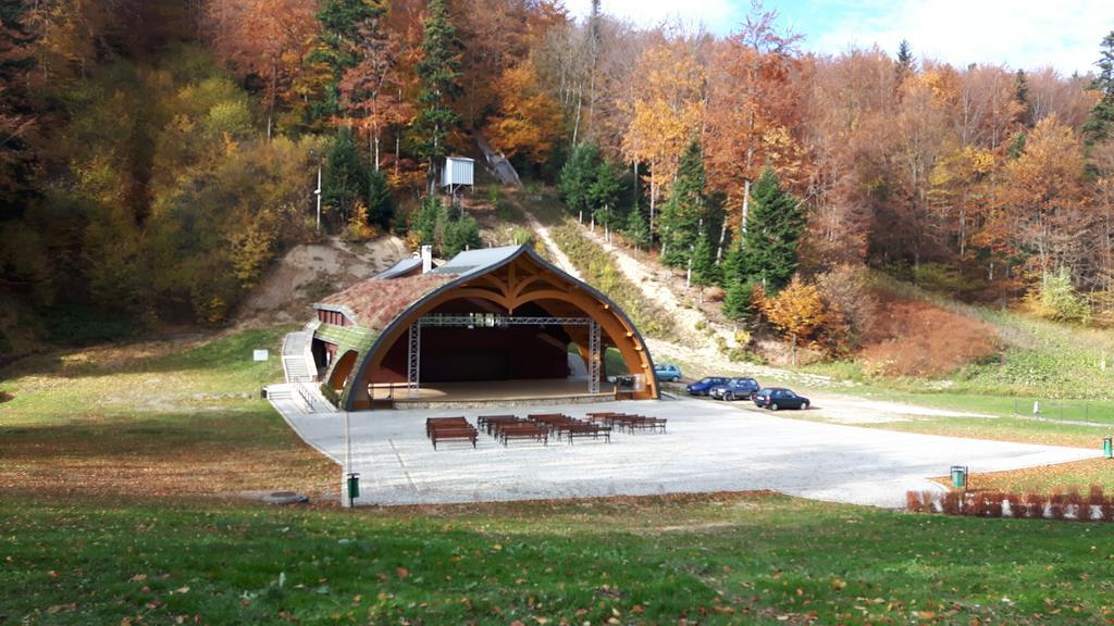 Osrodek Natura Zdroj Wellness & Spa イボニチ・ズドルイ エクステリア 写真